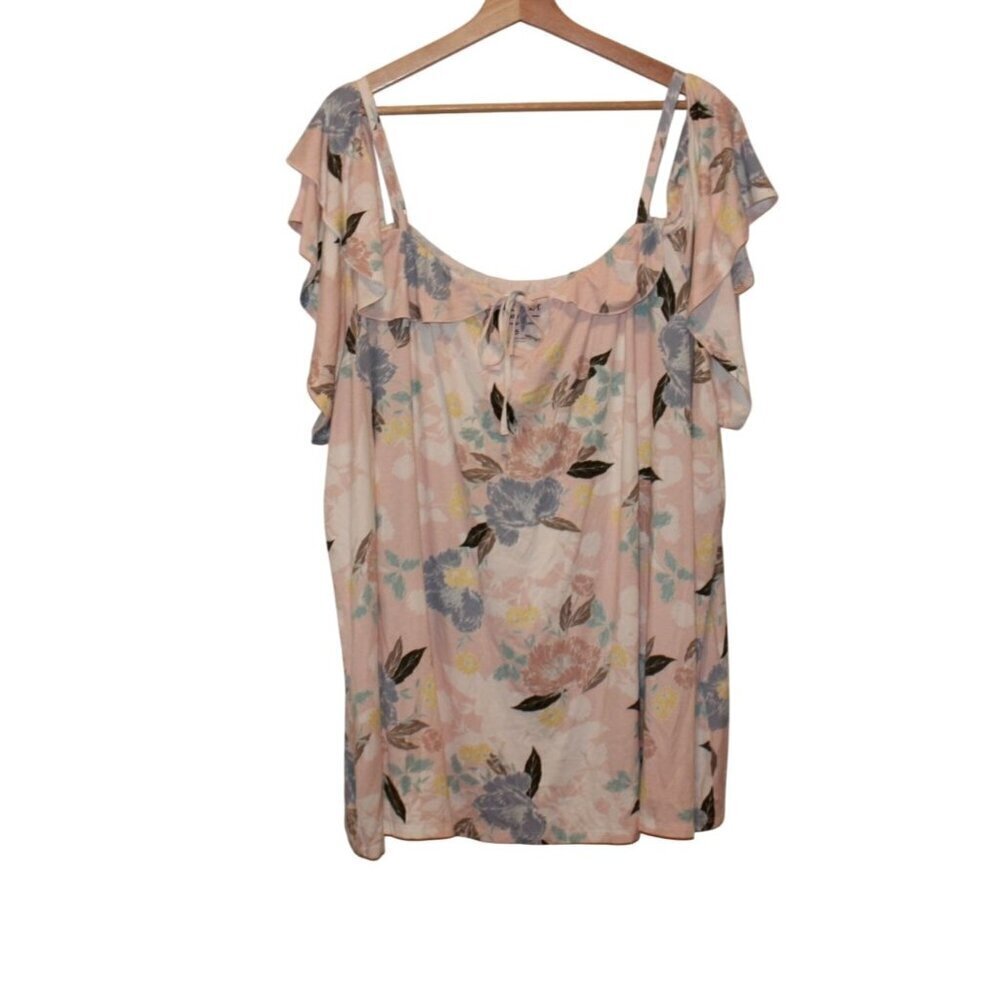 Torrid Super Soft Knits Floral Womens top Size 5